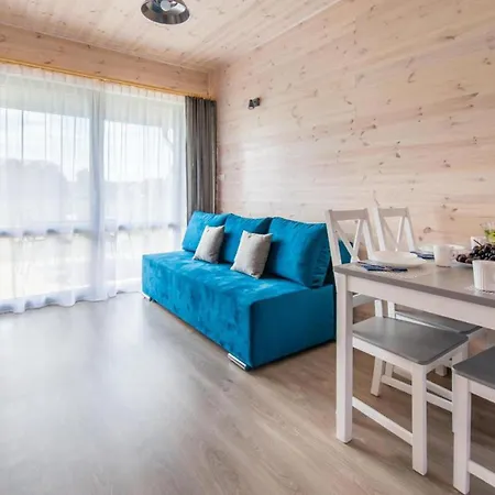 1 Bedroom Awesome In Casa de Férias Krynica Morska